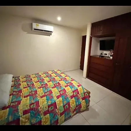 Airport Hotel 3*